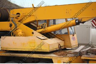 vehicle crane old 0010